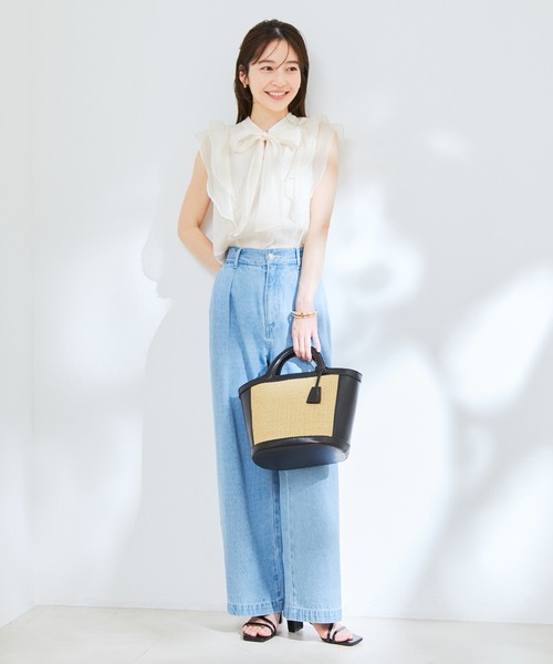 Juze（ジュゼ）の「ナローアシメストラップヒールサンダル（サンダル・レディース・ホワイト/ブラック/シルバー・22.5cm/23.5cm/24.5cm）」の15枚目の写真