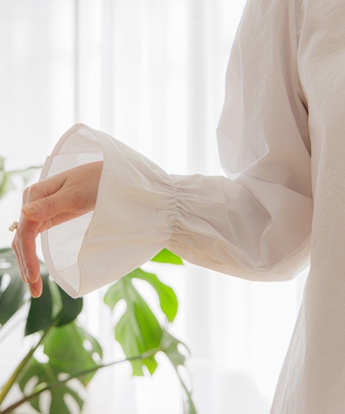 flower(フラワー)の「スプリンジーリボンブラウス(シャツ/ブラウス・レディース・ホワイト/ブルー・FREE)」の12枚目の写真