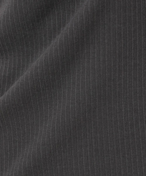 Elura(エルーラ)の「呼吸リブタンクトップ(タンクトップ・レディース・チャコールグレー/ホワイト・LARGE/MEDIUM/SMALL)」の10枚目の写真