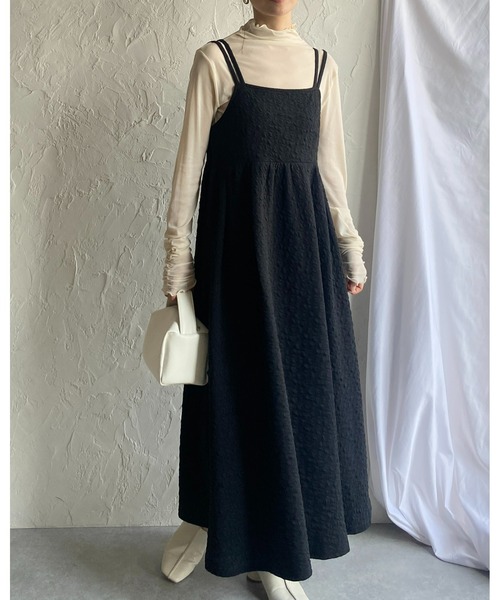 She's Closet(シーズクローゼット)の「Aラインボリュームフレアギャザーロング丈ふくれジャガードキャミワンピース(ワンピース・レディース・アイボリー/ブラック/グリーン・FREE)」の17枚目の写真