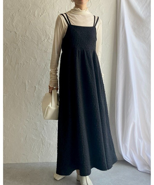She's Closet(シーズクローゼット)の「Aラインボリュームフレアギャザーロング丈ふくれジャガードキャミワンピース(ワンピース・レディース・アイボリー/ブラック/グリーン・FREE)」の22枚目の写真