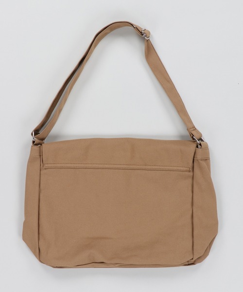 SPINNS（スピンズ）の「プレーン コットンフラップショルダーバッグ（ショルダーバッグ・メンズ・ブラック/ブラウン/オフホワイト/カーキ・ONESIZE）」の21枚目の写真