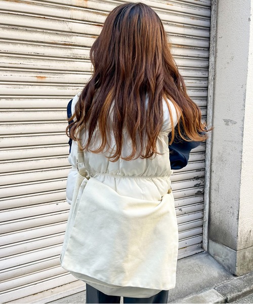 SPINNS（スピンズ）の「プレーン コットンフラップショルダーバッグ（ショルダーバッグ・メンズ・ブラック/ブラウン/オフホワイト/カーキ・ONESIZE）」の5枚目の写真