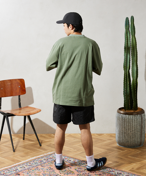JOURNAL STANDARD relume（ジャーナルスタンダード　レリューム）の「【Allen A / アレンエー】別注 ヘンリーネックTシャツ（Tシャツ/カットソー・メンズ・ライトグレー/ホワイト/カーキ/ブルー・MEDIUM/LARGE）」の11枚目の写真