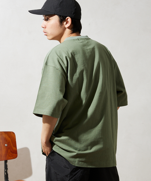 JOURNAL STANDARD relume（ジャーナルスタンダード　レリューム）の「【Allen A / アレンエー】別注 ヘンリーネックTシャツ（Tシャツ/カットソー・メンズ・ライトグレー/ホワイト/カーキ/ブルー・MEDIUM/LARGE）」の15枚目の写真