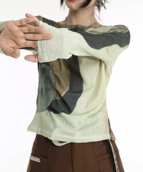 Sibra(シブラ)の「Uネック配色シアートップス(Tシャツ/カットソー・レディース・カーキ・M)」の8枚目の写真