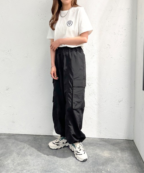 apres jour mignon（アプレジュールミニョン）の「アソートシュエットＴシャツ【ZOZOTOWN限定アイテム】（Tシャツ/カットソー・レディース・ネイビー/グリーン/ホワイト系その他3/ホワイト系その他2/ボルドー/ブラック/オフホワイト/ブラック系その他/ホワイト系その他・X-LARGE/フリー）」の13枚目の写真