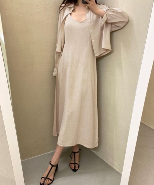 LADY LIKE(レディライク)の「シャツ付きキャミワンピース2点セット(ワンピース・レディース・ベージュ/ブラック・M)」の16枚目の写真