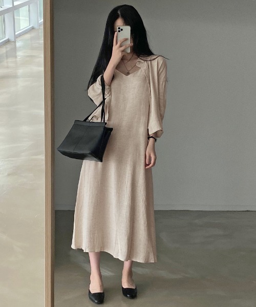 LADY LIKE(レディライク)の「シャツ付きキャミワンピース2点セット(ワンピース・レディース・ベージュ/ブラック・M)」の13枚目の写真