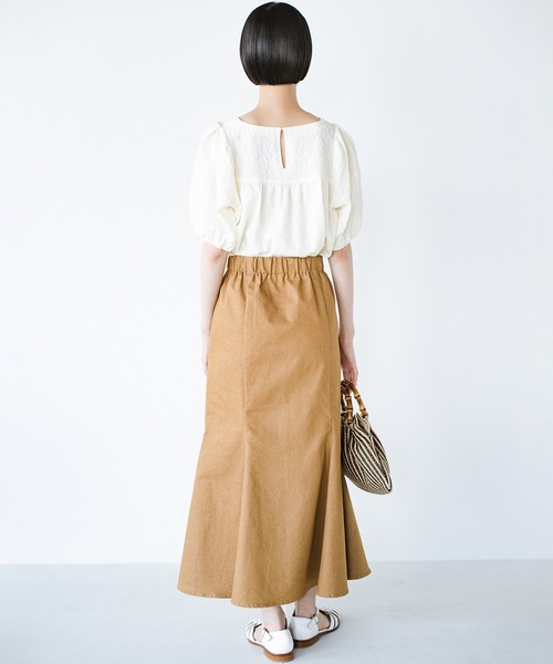 haco!(ハコ)の「品のある色っぽさを身につける!ラインを出さずともメリハリがつく のびのび素材のマーメイドスカート(スカート・レディース・キャメル・SMALL/MEDIUM/LARGE/X-LARGE)」の16枚目の写真