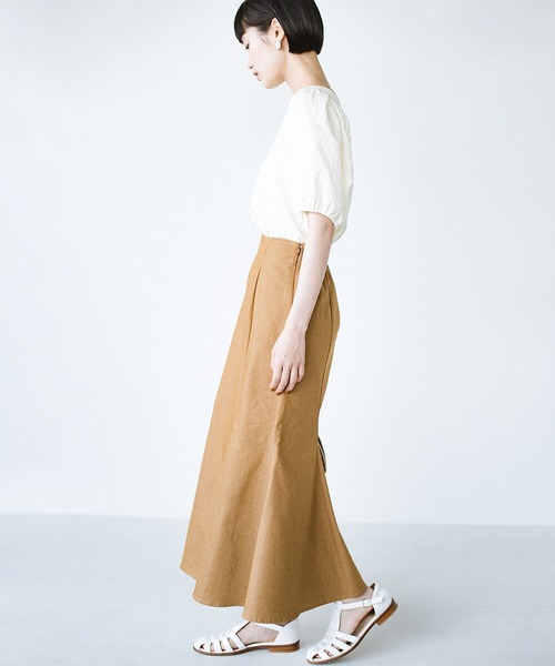 haco!(ハコ)の「品のある色っぽさを身につける!ラインを出さずともメリハリがつく のびのび素材のマーメイドスカート(スカート・レディース・キャメル・SMALL/MEDIUM/LARGE/X-LARGE)」の11枚目の写真