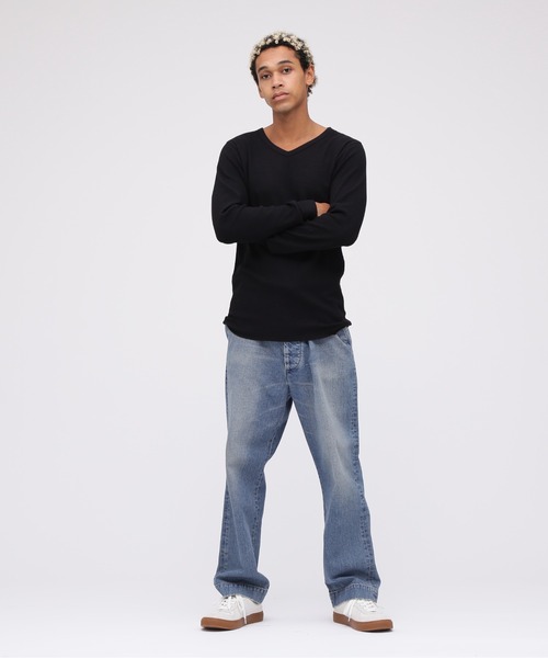 AVIREX(アヴィレックス)の「《DAILY/デイリー》L/S THERMAL V-NECK T-SHIRT / デイリー長袖 サーマル Vネック ティーシャツ(Tシャツ/カットソー・メンズ・ネイビー/グレー/ブラック/ホワイト系2/オリーブ系・L/M/S/XL/2XL)」の21枚目の写真