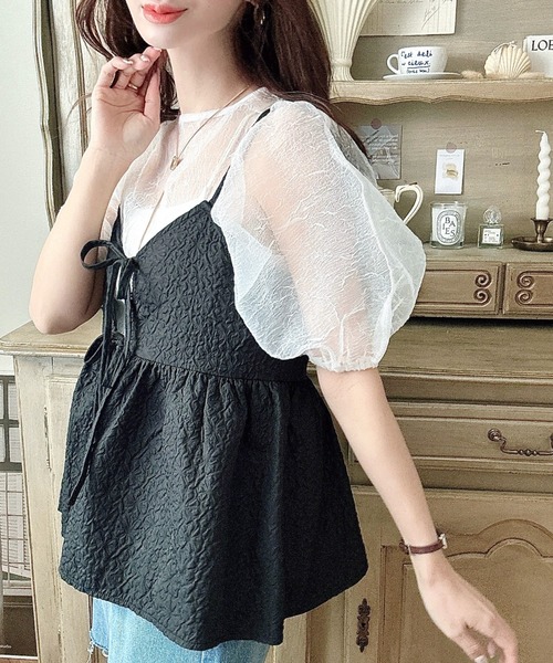 moment+（モーメントプラス）の「前後2WAYエンボスふくれフラワー