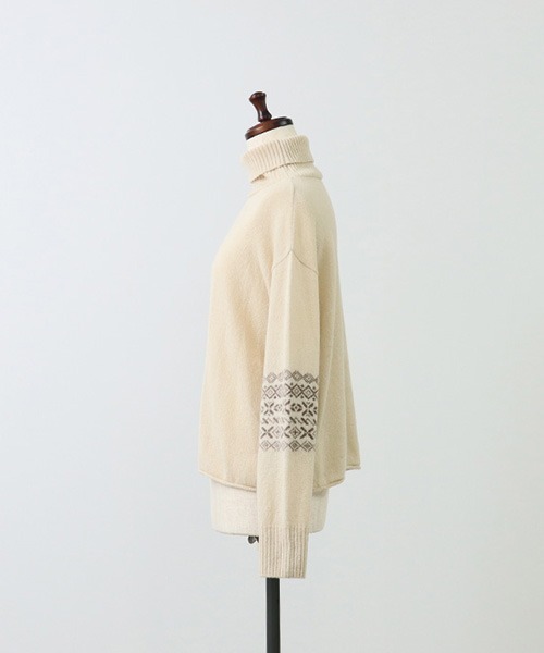 NARU FACTORY(ナルファクトリー)の「IASON タートルネックセーター(ニット/セーター・レディース・ブラック/ライトベージュ/モカ・FREE)」の17枚目の写真