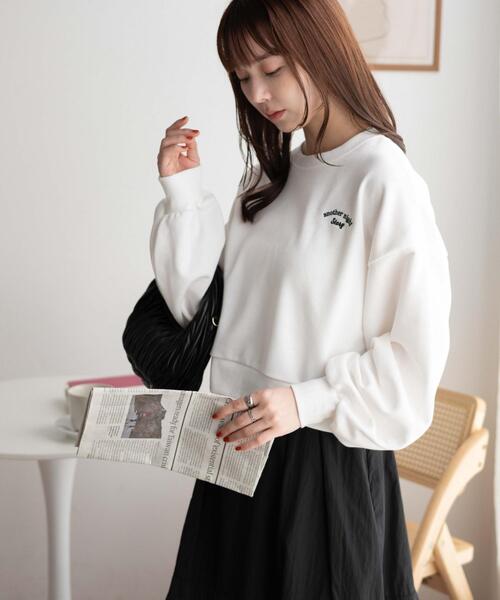 WEGO（ウィゴー）の「WEGO/クロップドスウェット（スウェット・レディース・ホワイト/ネイビー/杢グレー/ワイン/オフホワイト/グリーン/スミクロ/その他1・FREE）」の14枚目の写真