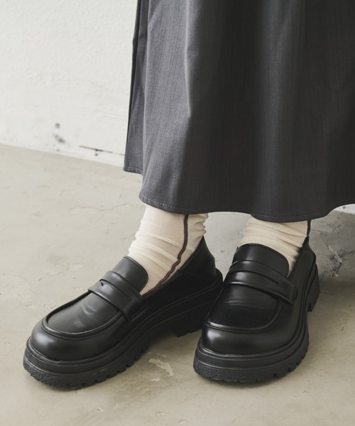 Aunt Marie's（アントマリーズ）の「ボリュームソールローファー（ローファー・レディース・ブラック・L/LL/M/S）」の2枚目の写真