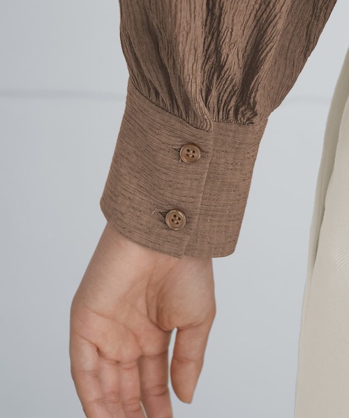 STYLE DELI（スタイルデリ）の「ドビーシャツ襟ブラウス（シャツ/ブラウス・レディース・レッド系その他/イエロー系その他/ブラウン系その他・M）」の15枚目の写真