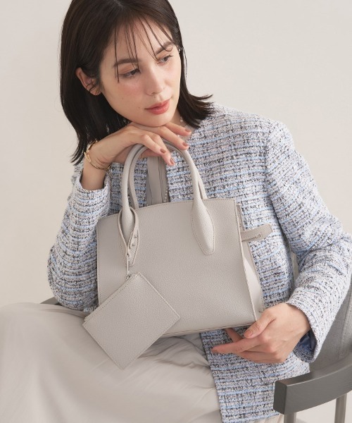 INDIVI（インディヴィ）の「【合皮／マルチWAY／サブバック付】ミニショルダーバッグ（ショルダーバッグ・レディース・ブラック/ライトベージュ/ブルー系その他/ライトグレー/ライトグレー系4/ブラック系4・00）」の5枚目の写真