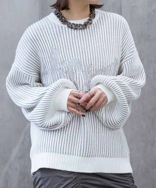 PAGEBOY(ページボーイ)の「ストライプロゴニットプルオーバー(ニット/セーター・レディース・ブルー/オフホワイト/ブラック・FREE)」の4枚目の写真