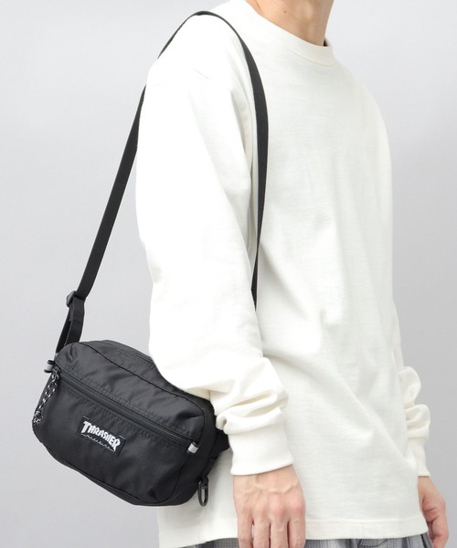 THRASHER（スラッシャー）の「撥水加工 横型 ミニショルダーポーチ BENCHMARKシリーズ（ショルダーバッグ・メンズ・ブラック・FREE）」の7枚目の写真