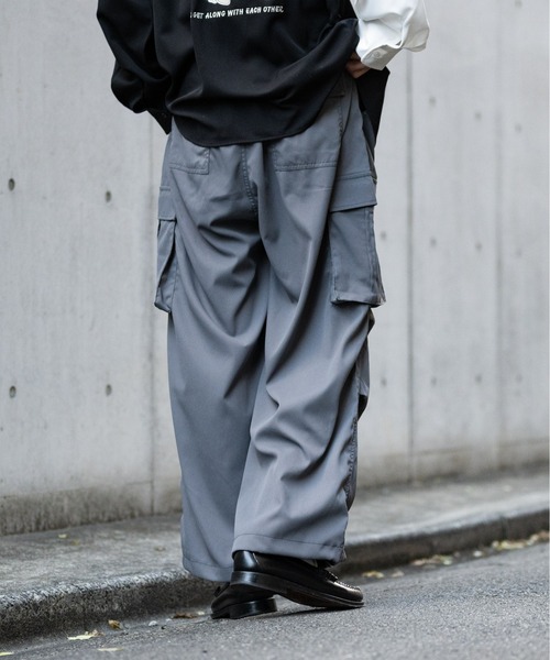 JOHN'S CLOSET（ジョンズクローゼット）の「【13】ナチュラルストレッチ オーバーカーゴパンツ（カーゴパンツ・メンズ・ブラック/オフホワイト/オリーブ/グレー・MEDIUM/LARGE）」の17枚目の写真