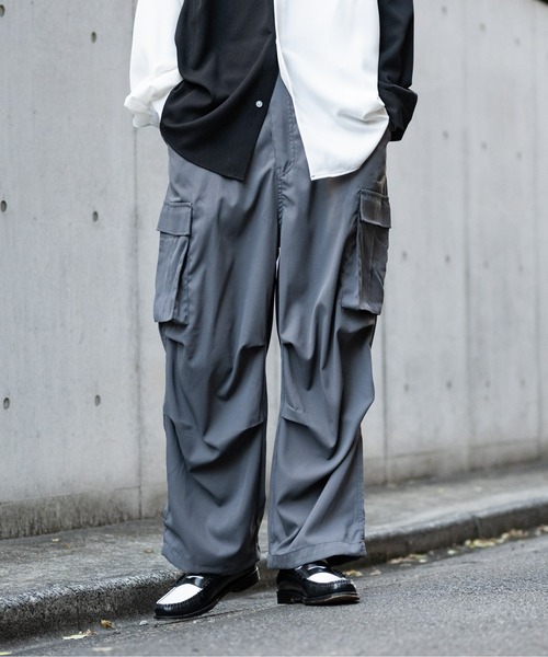 JOHN'S CLOSET（ジョンズクローゼット）の「【13】ナチュラルストレッチ オーバーカーゴパンツ（カーゴパンツ・メンズ・ブラック/オフホワイト/オリーブ/グレー・MEDIUM/LARGE）」の19枚目の写真