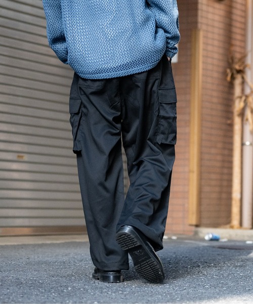 JOHN'S CLOSET（ジョンズクローゼット）の「【13】ナチュラルストレッチ オーバーカーゴパンツ（カーゴパンツ・メンズ・ブラック/オフホワイト/オリーブ/グレー・MEDIUM/LARGE）」の7枚目の写真