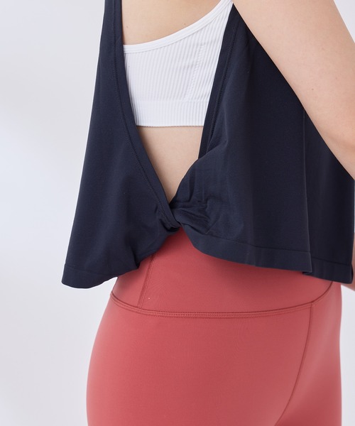 Spiritual Gangster（スピリチュアルギャングスター）の「【SPIRITUAL GANGSTER】ドリフターシームレスタンクトップ（タンクトップ・レディース・ブラック/ネイビー・S）」の16枚目の写真