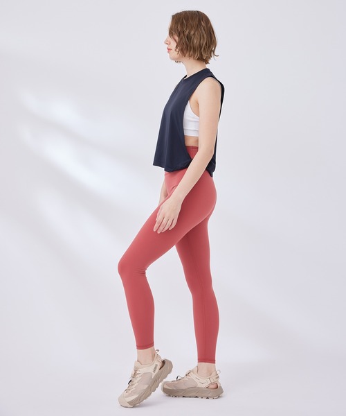 Spiritual Gangster（スピリチュアルギャングスター）の「【SPIRITUAL GANGSTER】ドリフターシームレスタンクトップ（タンクトップ・レディース・ブラック/ネイビー・S）」の18枚目の写真