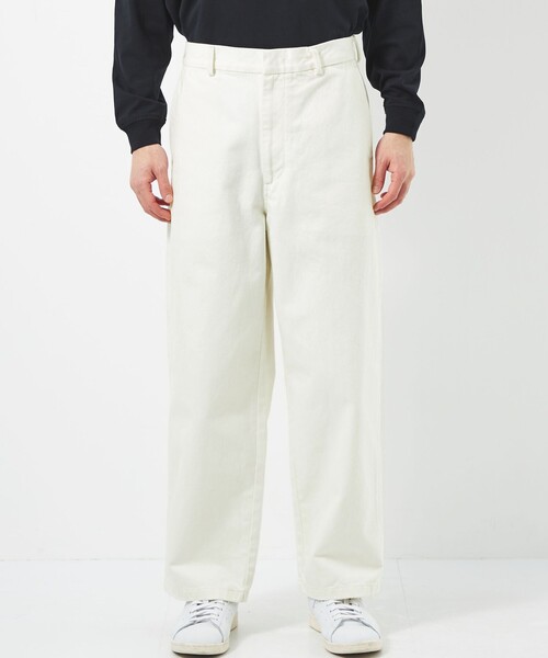 green label relaxing(グリーンレーベルリラクシング)の「シグネチャーデニム ワイド ノープリーツ パンツ(デニムパンツ・メンズ・ホワイト/ブラック・S/M/L)」の7枚目の写真