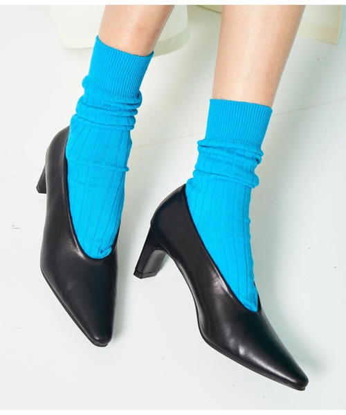 Settimissimo（セッティミッシモ）の「メタリック ポインテッドパンプス（パンプス・レディース・シルバー/ブラック・L/M/S）」の5枚目の写真