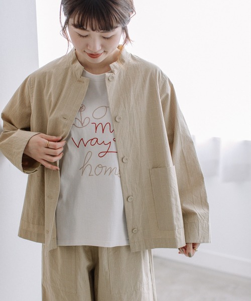 POU DOU DOU（プードゥドゥ）の「スタンドカラーシャツジャケット（ブルゾン・レディース・ブルー/ベージュ/ダークグレー・3）」の2枚目の写真