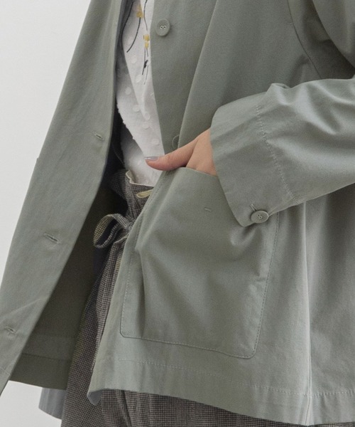 POU DOU DOU（プードゥドゥ）の「スタンドカラーシャツジャケット（ブルゾン・レディース・ブルー/ベージュ/ダークグレー・3）」の15枚目の写真