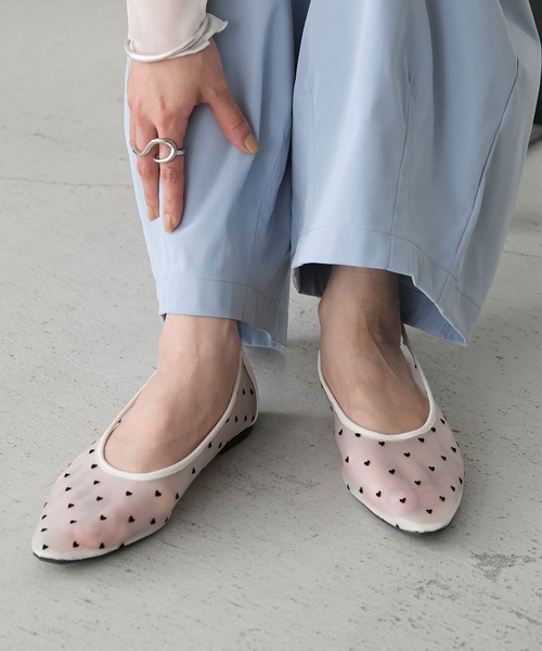 forksy.（フォルクシー）の「【forksy.】シアーハートフロッキーパンプス（パンプス・レディース・シルバー/アイボリー/ブラック/ゴールド・LL/L/M/S）」の20枚目の写真