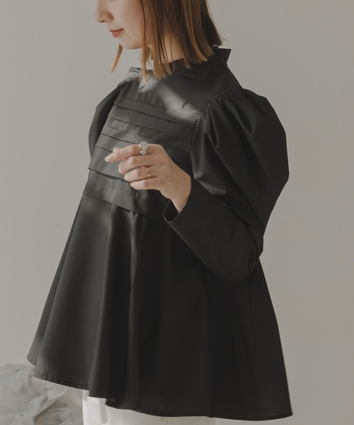 rectangle（レクタングル）の「フロントタックフレアブラウス（シャツ/ブラウス・レディース・ブラック/オフホワイト・FREE）」の2枚目の写真