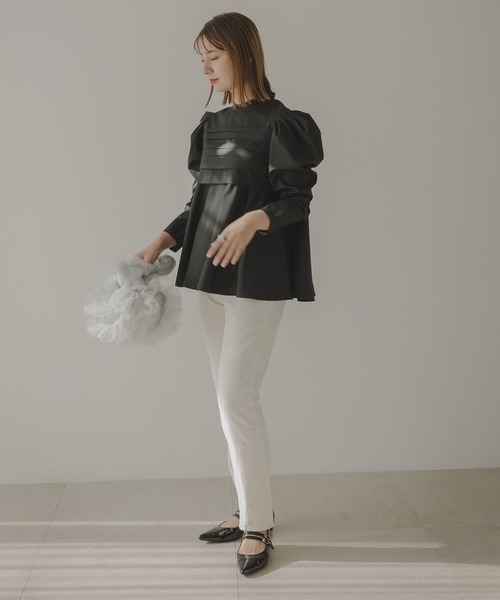 rectangle（レクタングル）の「フロントタックフレアブラウス（シャツ/ブラウス・レディース・ブラック/オフホワイト・FREE）」の12枚目の写真