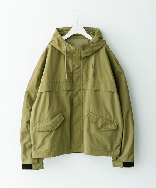 URBAN RESEARCH Sonny Label(アーバンリサーチサニーレーベル)の「撥水ナイロンマウンテンパーカー(マウンテンパーカー・メンズ・ホワイト/ブラック/カーキ・MEDIUM/LARGE)」の3枚目の写真