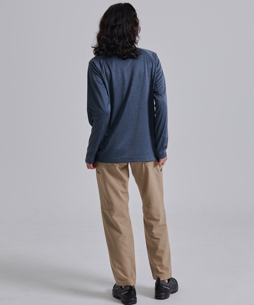Eddie Bauer（エディーバウアー）の「レゾリューション 長袖Ｔシャツ（Tシャツ/カットソー・メンズ・グレー/スモーキーグリーン系/ネイビー・XS/S/M/L/XL/XXL）」の21枚目の写真