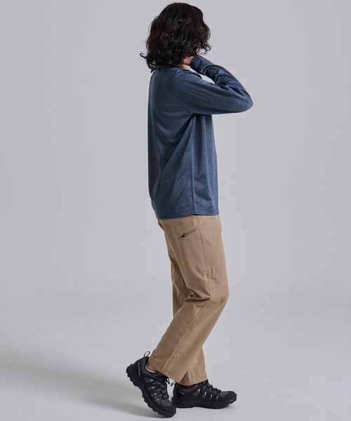 Eddie Bauer（エディーバウアー）の「レゾリューション 長袖Ｔシャツ（Tシャツ/カットソー・メンズ・グレー/スモーキーグリーン系/ネイビー・XS/S/M/L/XL/XXL）」の20枚目の写真