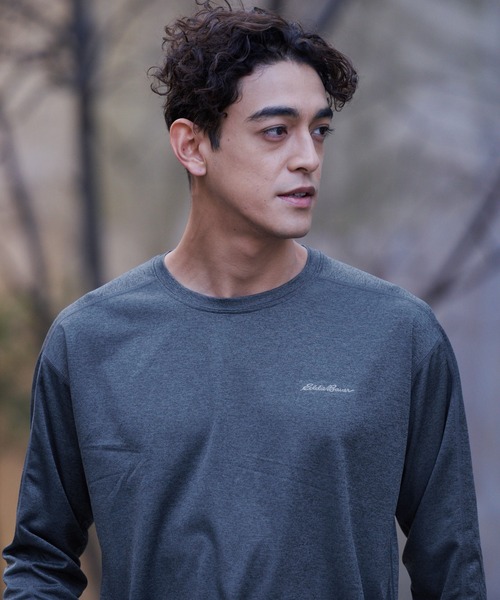 Eddie Bauer（エディーバウアー）の「レゾリューション 長袖Ｔシャツ（Tシャツ/カットソー・メンズ・グレー/スモーキーグリーン系/ネイビー・XS/S/M/L/XL/XXL）」の15枚目の写真