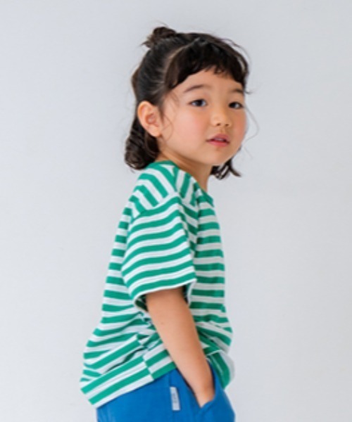 and D. petit main(アンドディープティマイン)の「デイリーボーダーカラー半袖Tシャツ(Tシャツ/カットソー・キッズ・サーモンピンク/グリーン/ホワイト/ライラック/レモンイエロー・130cm/120cm/110cm/100cm/90cm)」の3枚目の写真