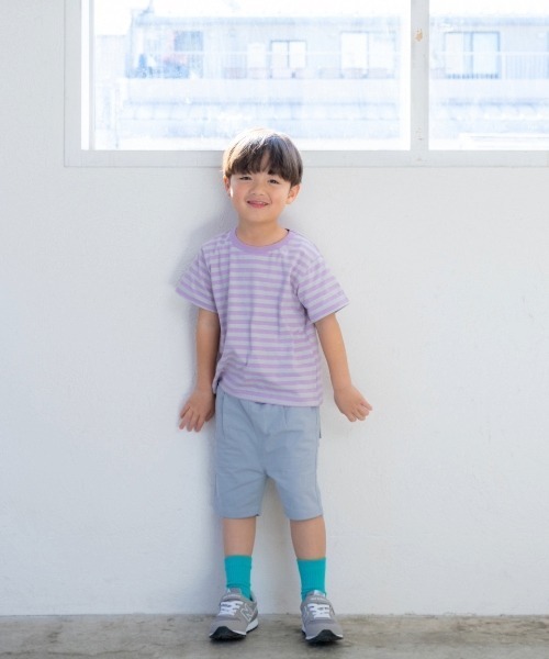 and D. petit main(アンドディープティマイン)の「デイリーボーダーカラー半袖Tシャツ(Tシャツ/カットソー・キッズ・サーモンピンク/グリーン/ホワイト/ライラック/レモンイエロー・130cm/120cm/110cm/100cm/90cm)」の6枚目の写真