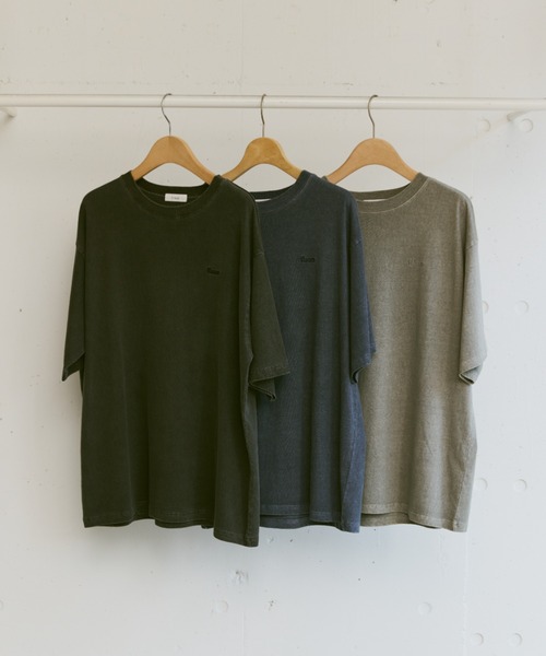 flaner（フラネ）の「Loose pigment logo tee / ルーズピグメントロゴT（Tシャツ/カットソー・レディース・ブラック/ネイビー/グレー・LARGE/MEDIUM）」の16枚目の写真