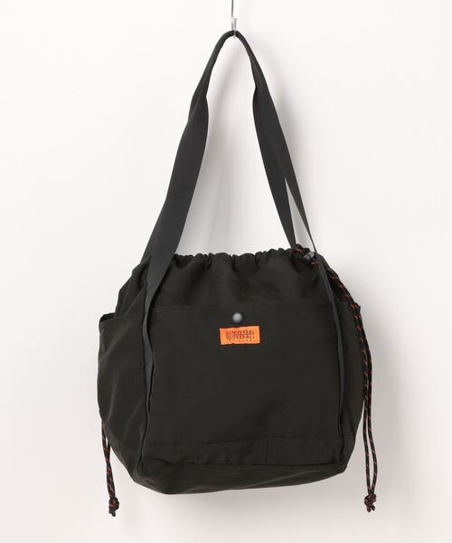 IO(イオ)(イオ)の「UNIVERSAL OVERALL / UO シンゲンブドウバッグM / UVO-188(ショルダーバッグ・レディース・ベージュ/グレー系その他/オリーブ/ブラック・ONESIZE)」の2枚目の写真