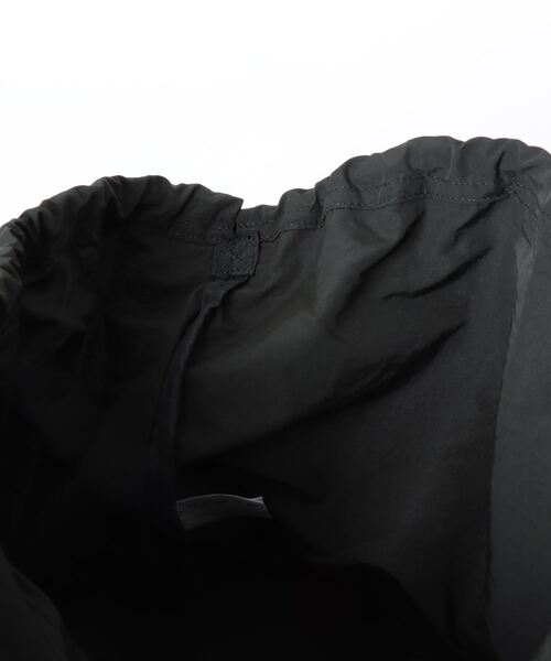 IO(イオ)(イオ)の「UNIVERSAL OVERALL / UO シンゲンブドウバッグM / UVO-188(ショルダーバッグ・レディース・ベージュ/グレー系その他/オリーブ/ブラック・ONESIZE)」の6枚目の写真