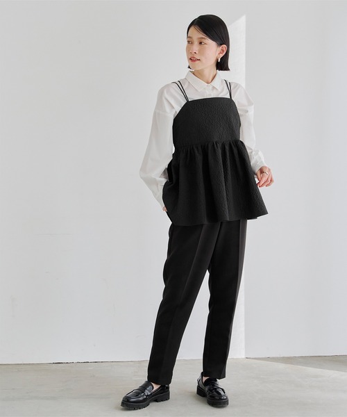 titivate(ティティベイト)の「フラワージャガードキャミソールトップス(キャミソール・レディース・ネイビー/ブラック/アイボリー・M)」の8枚目の写真