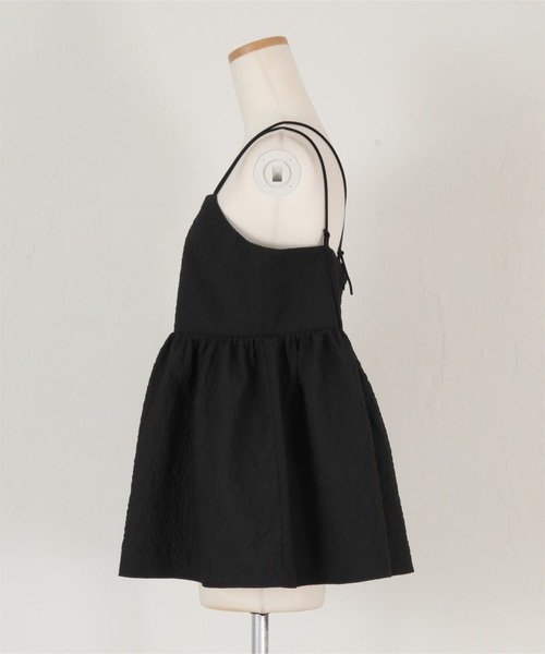 titivate(ティティベイト)の「フラワージャガードキャミソールトップス(キャミソール・レディース・ネイビー/ブラック/アイボリー・M)」の18枚目の写真