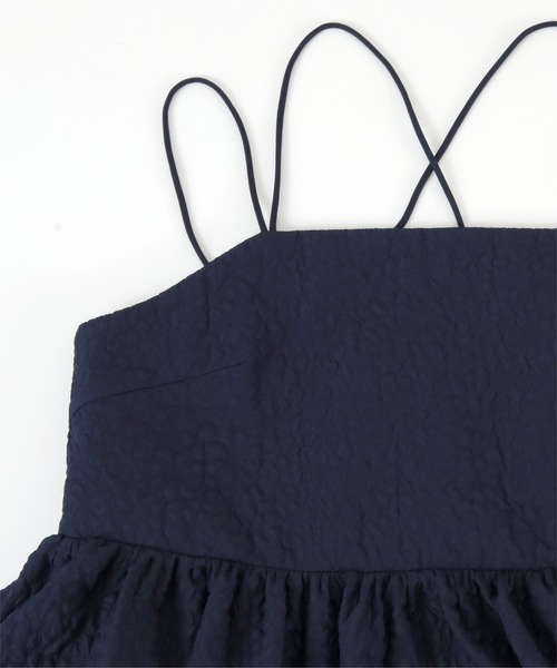 titivate(ティティベイト)の「フラワージャガードキャミソールトップス(キャミソール・レディース・ネイビー/ブラック/アイボリー・M)」の16枚目の写真