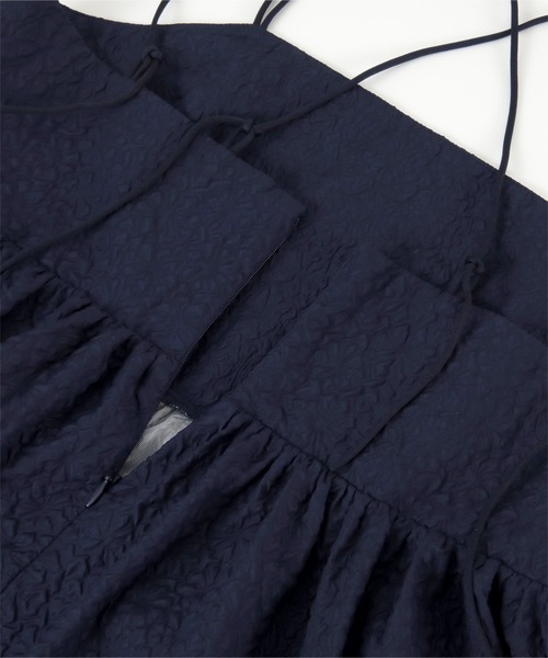 titivate(ティティベイト)の「フラワージャガードキャミソールトップス(キャミソール・レディース・ネイビー/ブラック/アイボリー・M)」の15枚目の写真