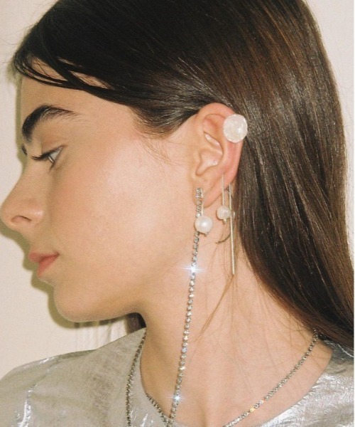 Le Chic Radical クリスタルピアス Whim Gazette(ウィム ガゼット)の【Le Chic Radical】クリスタル